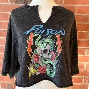Adult Women Oversized Crop Top Shirt Med Skull Rose Punk Rock 1990s Poison Emo